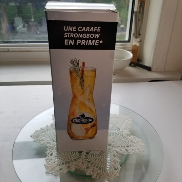 Strongbow Carafe Pitcher Apple Cider Glass New in Box 660 ml - Picture 2 of 9